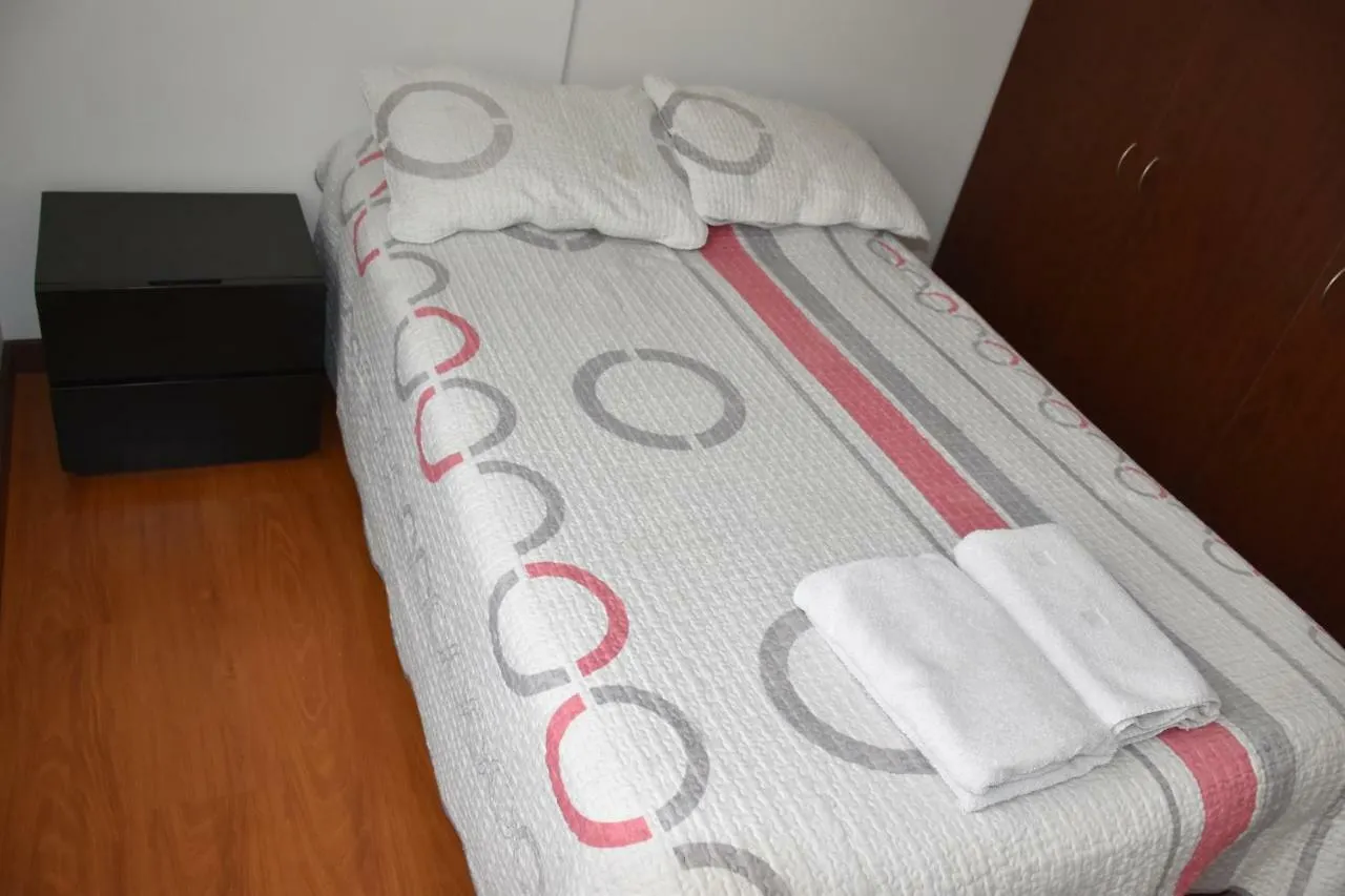 Apartamento Amoblado Bogota Norte Daire Kolombiya